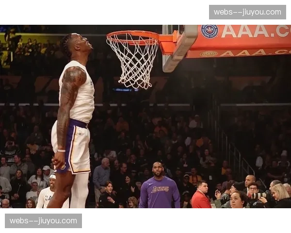 湖人防守篮板率有待提升 二次进攻失分偏多